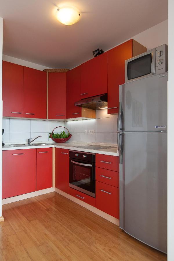 Apartments Vista 诺维·维诺多尔斯基 外观 照片