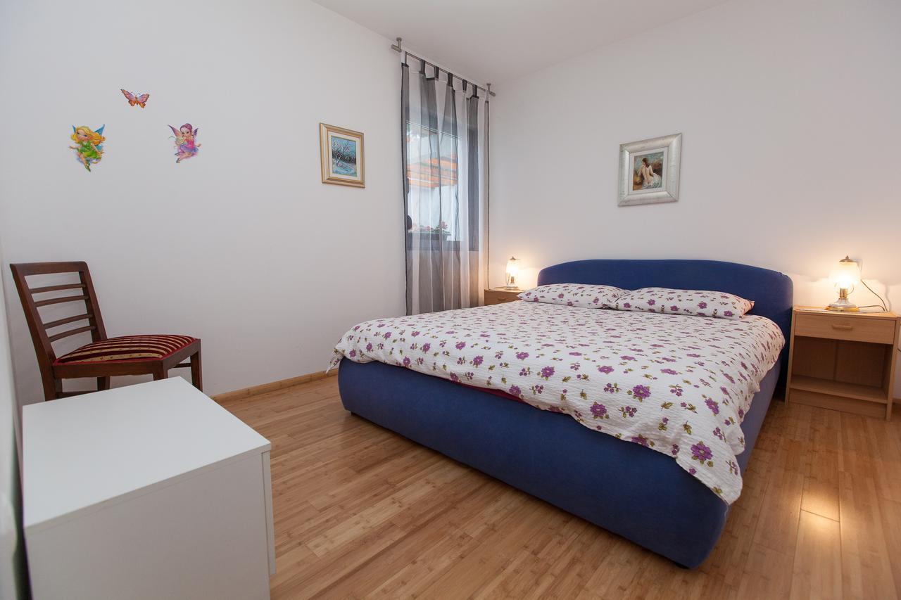 Apartments Vista 诺维·维诺多尔斯基 外观 照片